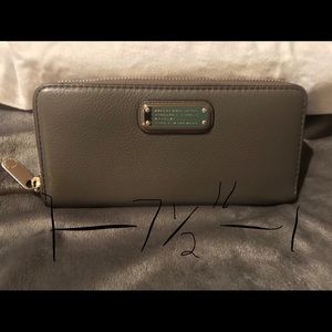 Grey Marc Jacobs leather wallet
